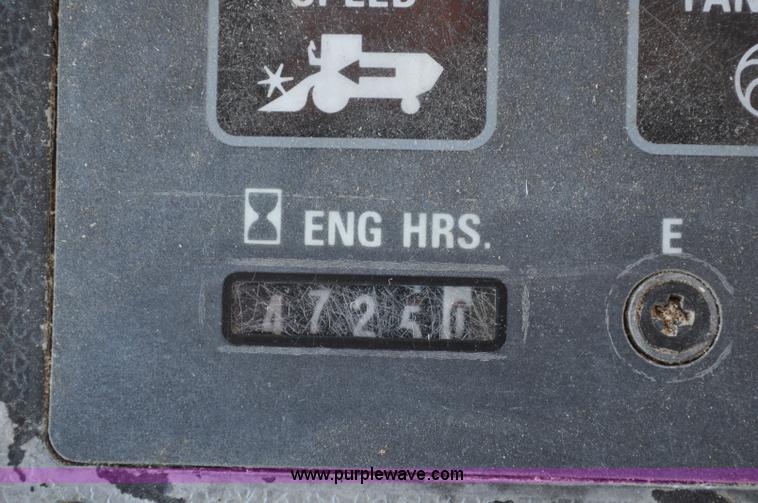 image for item C3012 1992 Case IH 1680 combine