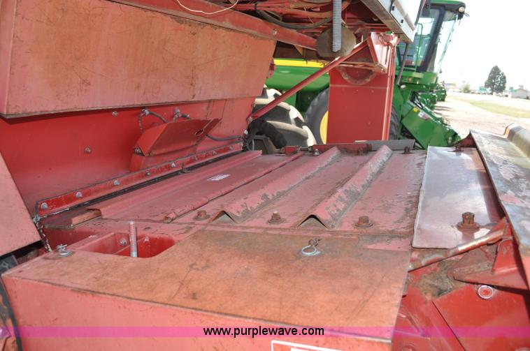 image for item C3012 1992 Case IH 1680 combine