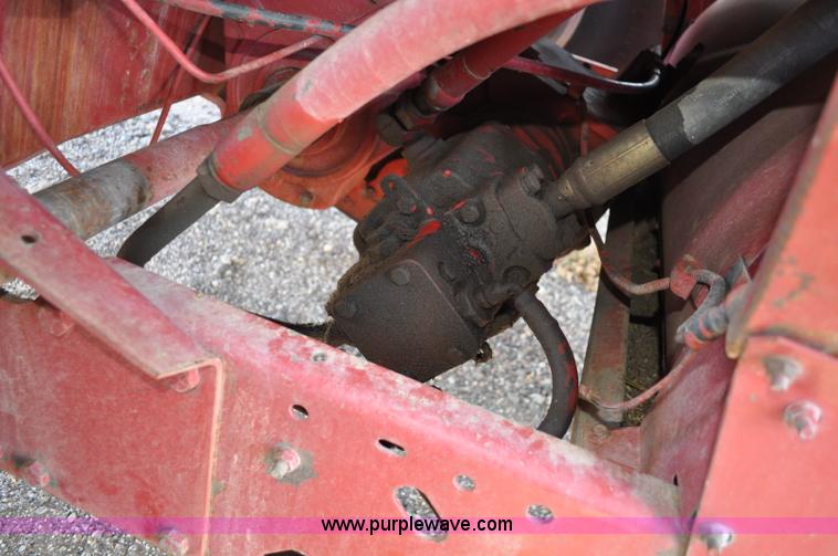 image for item C3012 1992 Case IH 1680 combine