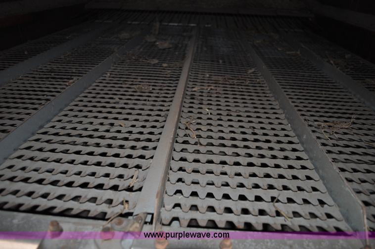 image for item C3012 1992 Case IH 1680 combine