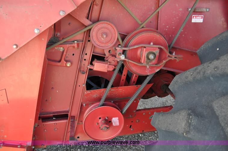 image for item C3012 1992 Case IH 1680 combine