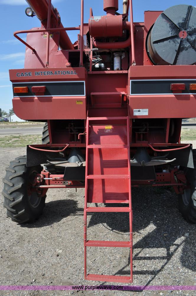 image for item C3012 1992 Case IH 1680 combine