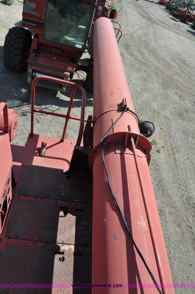 image for item C3012 1992 Case IH 1680 combine