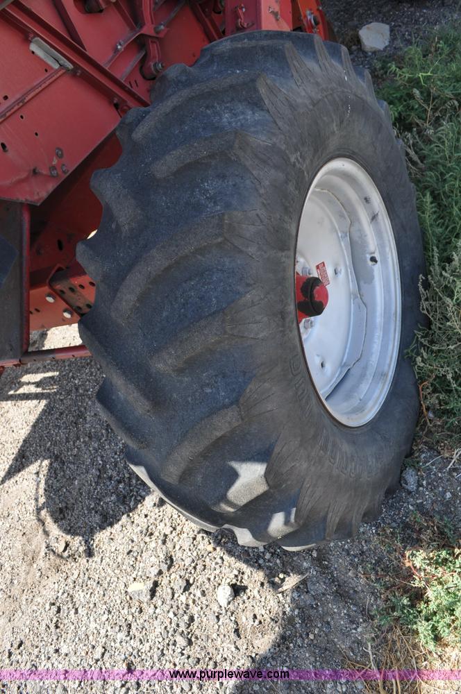 image for item C3012 1992 Case IH 1680 combine