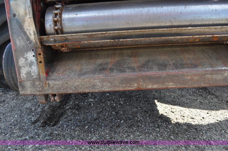 image for item C3013 1988 Case IH 1680 combine