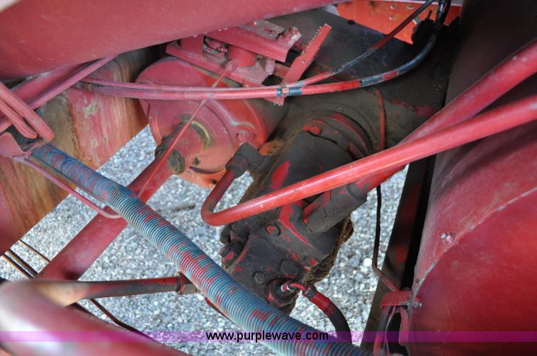image for item C3013 1988 Case IH 1680 combine