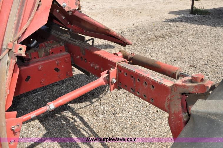 image for item C3013 1988 Case IH 1680 combine
