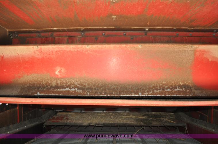 image for item C3013 1988 Case IH 1680 combine