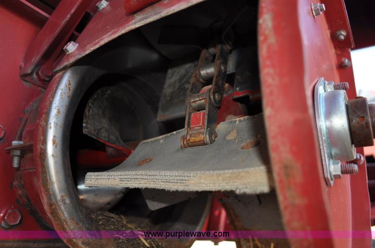 image for item C3013 1988 Case IH 1680 combine