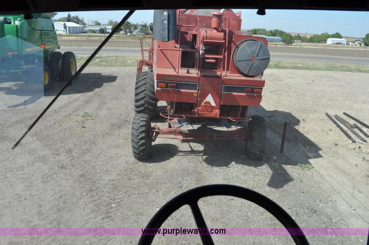 image for item C3014 1988 Case IH 1680 combine