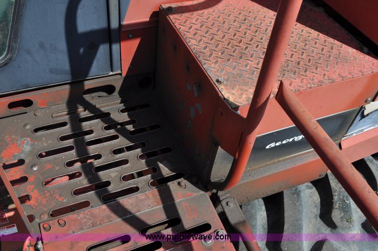 image for item C3014 1988 Case IH 1680 combine