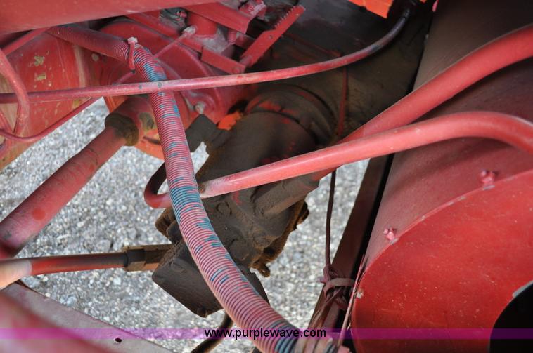 image for item C3014 1988 Case IH 1680 combine