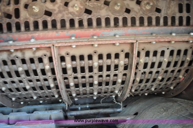 image for item C3014 1988 Case IH 1680 combine