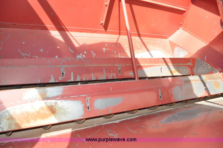 image for item C3014 1988 Case IH 1680 combine