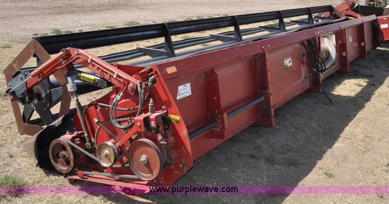 image for item C3016 1988 Case IH 1010 platform header