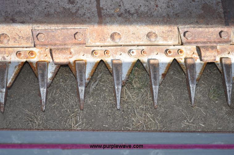 image for item C3016 1988 Case IH 1010 platform header