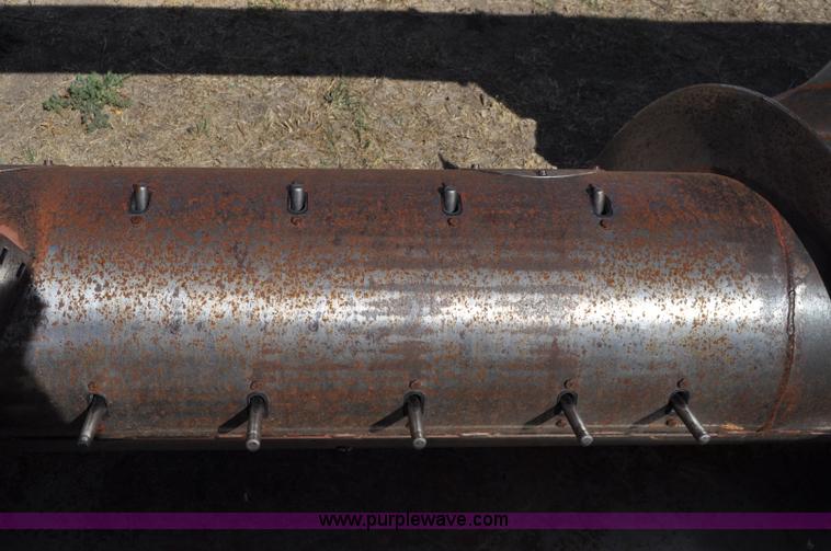 image for item C3016 1988 Case IH 1010 platform header