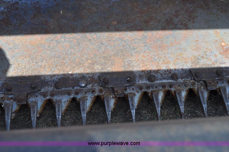 image for item C3016 1988 Case IH 1010 platform header