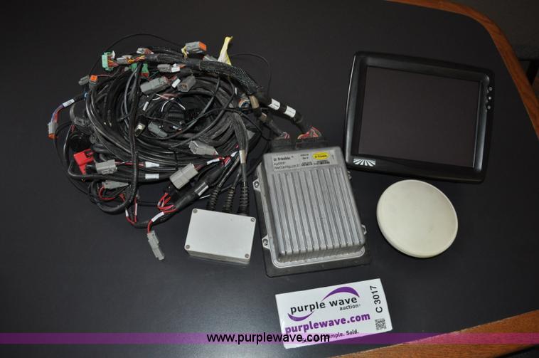 image for item C3017 2010 Trimble RTK AgGPS