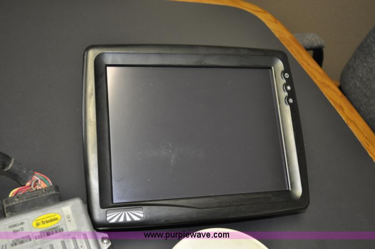 image for item C3017 2010 Trimble RTK AgGPS