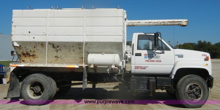 image for item D4618 1991 Chevrolet Kodiak feed truck