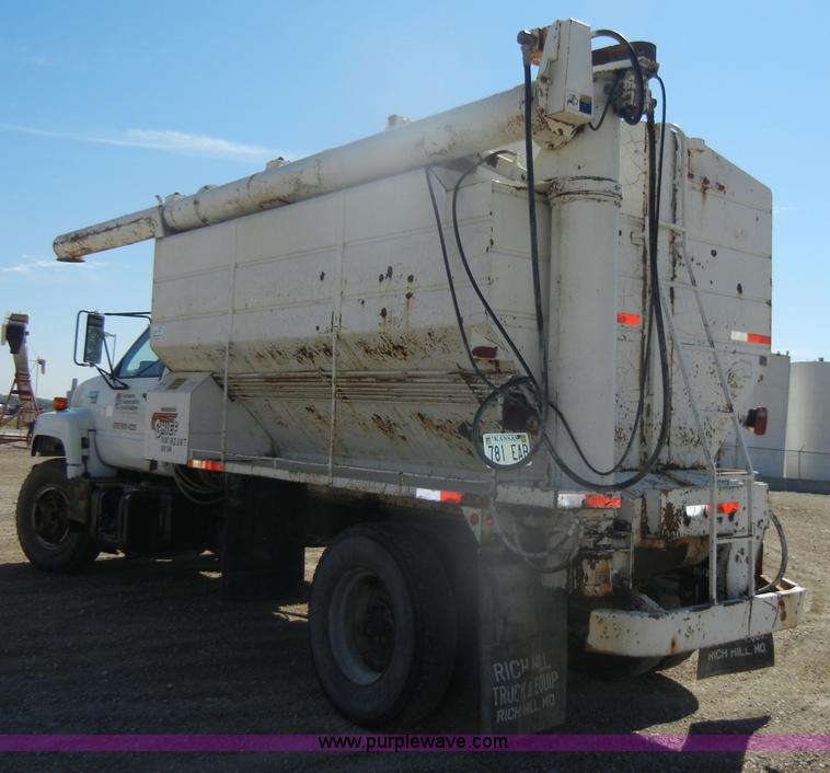 image for item D4618 1991 Chevrolet Kodiak feed truck