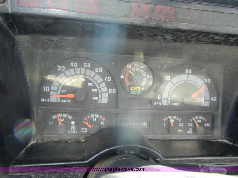 image for item D4618 1991 Chevrolet Kodiak feed truck