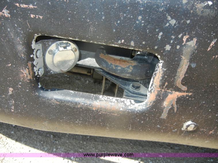 image for item D4618 1991 Chevrolet Kodiak feed truck