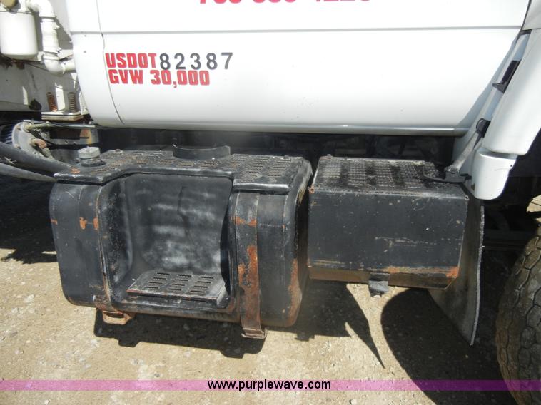 image for item D4618 1991 Chevrolet Kodiak feed truck