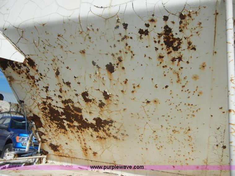 image for item D4618 1991 Chevrolet Kodiak feed truck