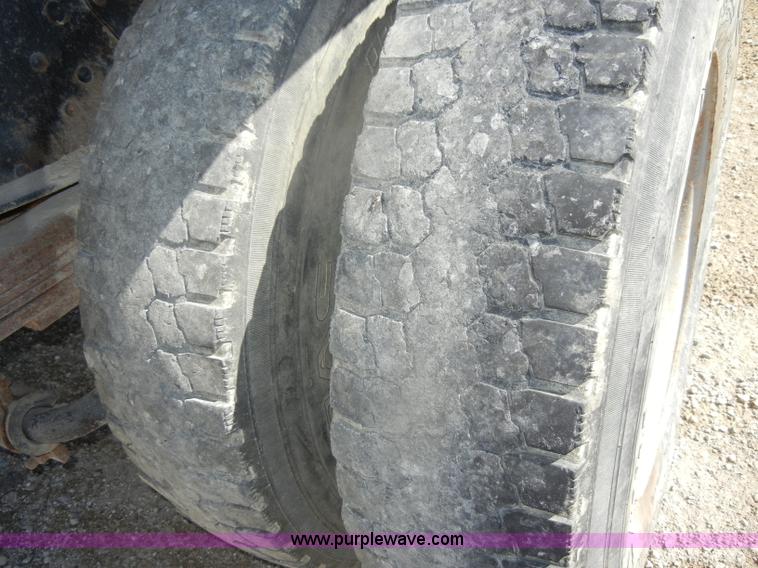 image for item D4618 1991 Chevrolet Kodiak feed truck