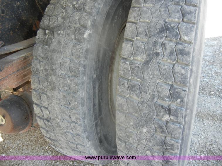 image for item D4618 1991 Chevrolet Kodiak feed truck