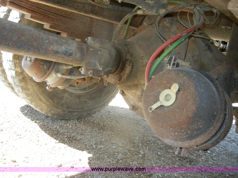 image for item D4618 1991 Chevrolet Kodiak feed truck