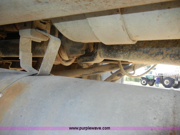 image for item D4618 1991 Chevrolet Kodiak feed truck