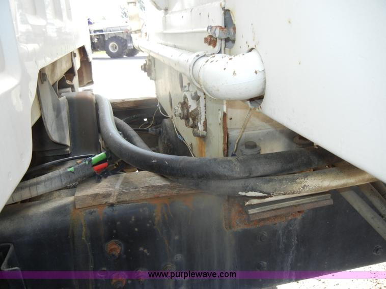 image for item D4618 1991 Chevrolet Kodiak feed truck