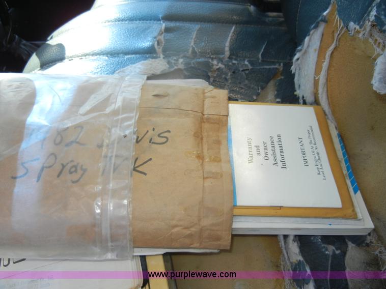 image for item D4618 1991 Chevrolet Kodiak feed truck