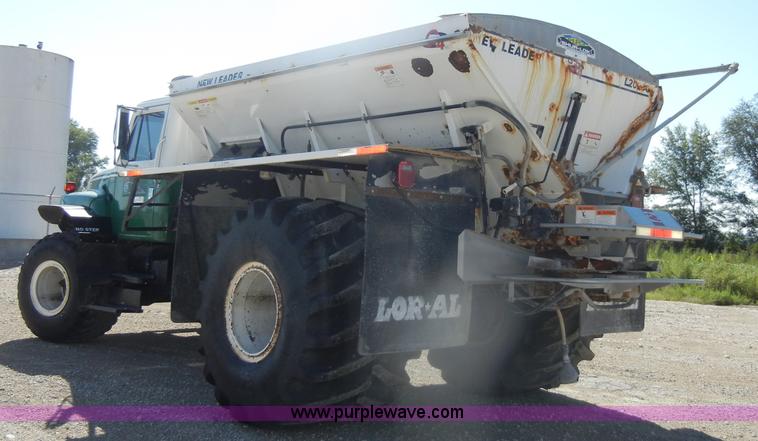 image for item D4619 1982 International 1754 Easy-Rider 1600C Loral spreader truck
