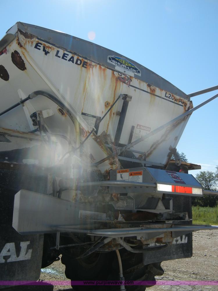 image for item D4619 1982 International 1754 Easy-Rider 1600C Loral spreader truck