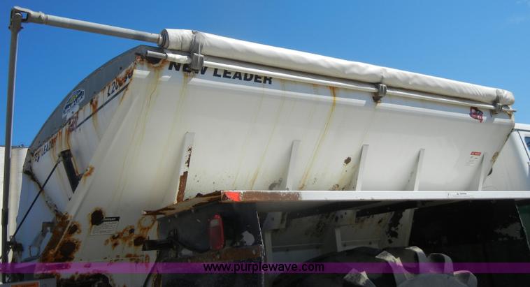 image for item D4619 1982 International 1754 Easy-Rider 1600C Loral spreader truck