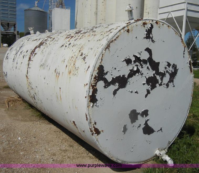 image for item D4625 2,961 gallon tank