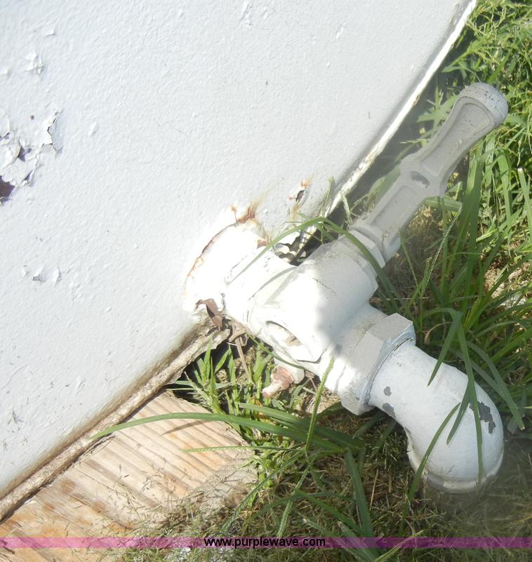 image for item D4625 2,961 gallon tank