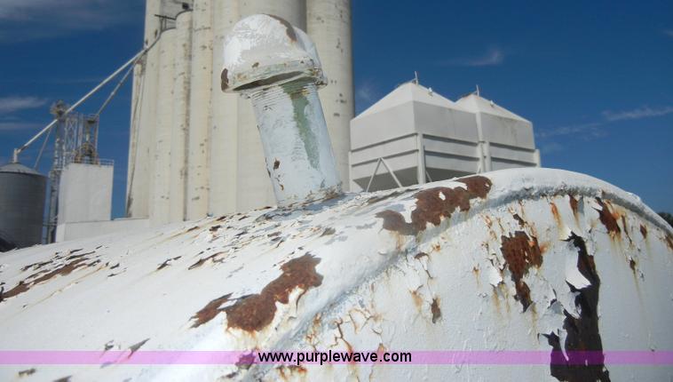 image for item D4625 2,961 gallon tank