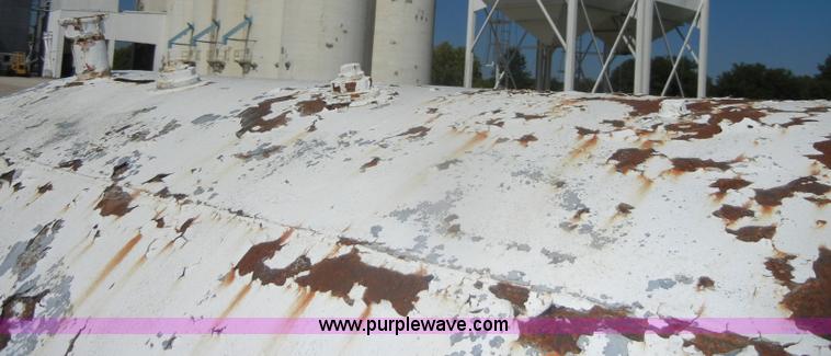 image for item D4625 2,961 gallon tank