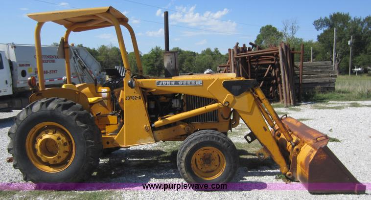 image for item D5640 John Deere JD302-A tractor