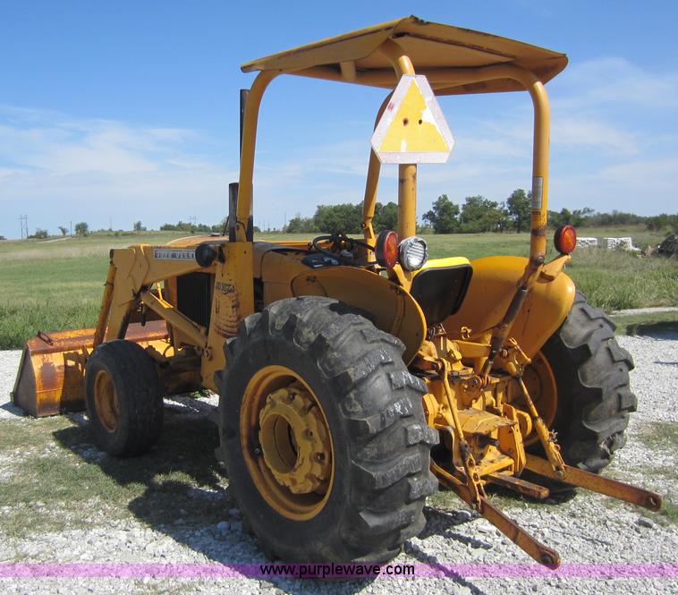 image for item D5640 John Deere JD302-A tractor