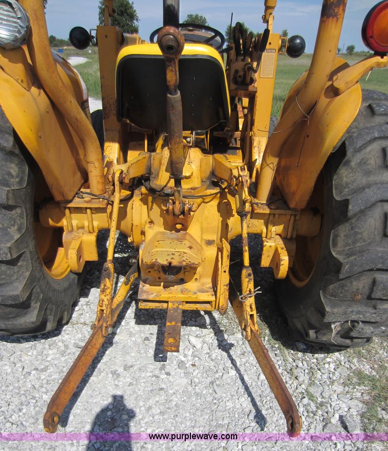 image for item D5640 John Deere JD302-A tractor