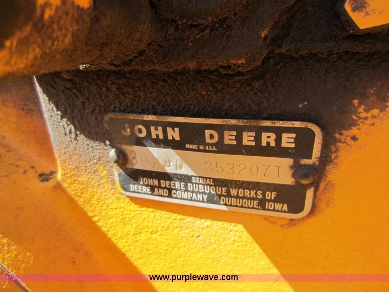 image for item D5640 John Deere JD302-A tractor