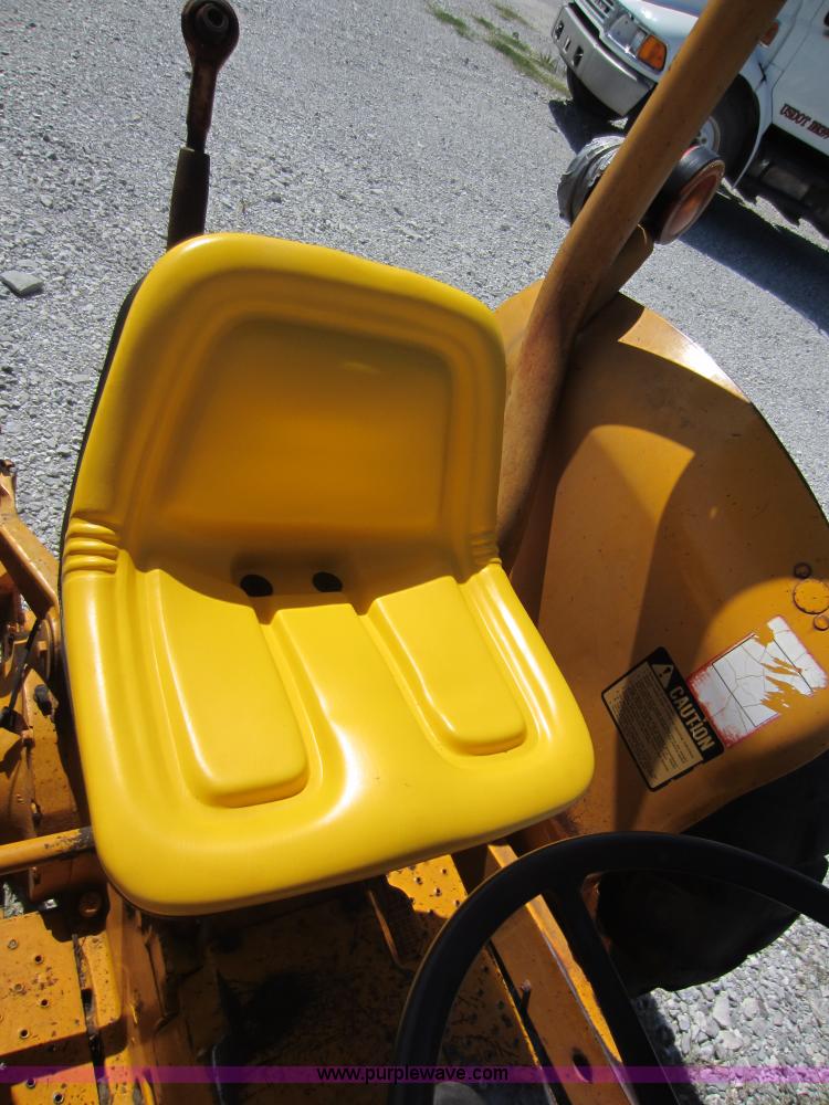 image for item D5640 John Deere JD302-A tractor