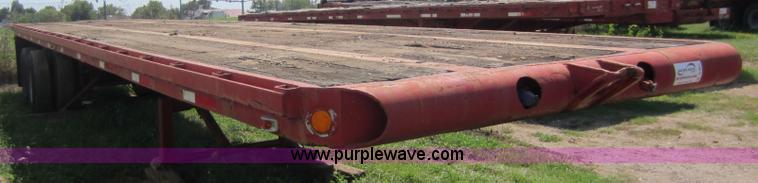 image for item D5641 1969 Hobbs flatbed semi trailer