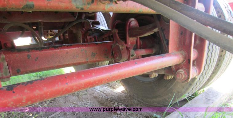 image for item D5641 1969 Hobbs flatbed semi trailer